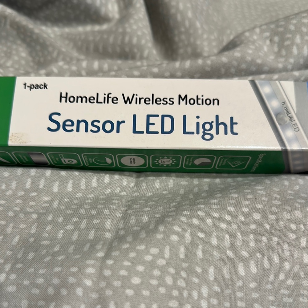 HomeLife Wireless Motion Sensor LED Light - Picture 2 of 7